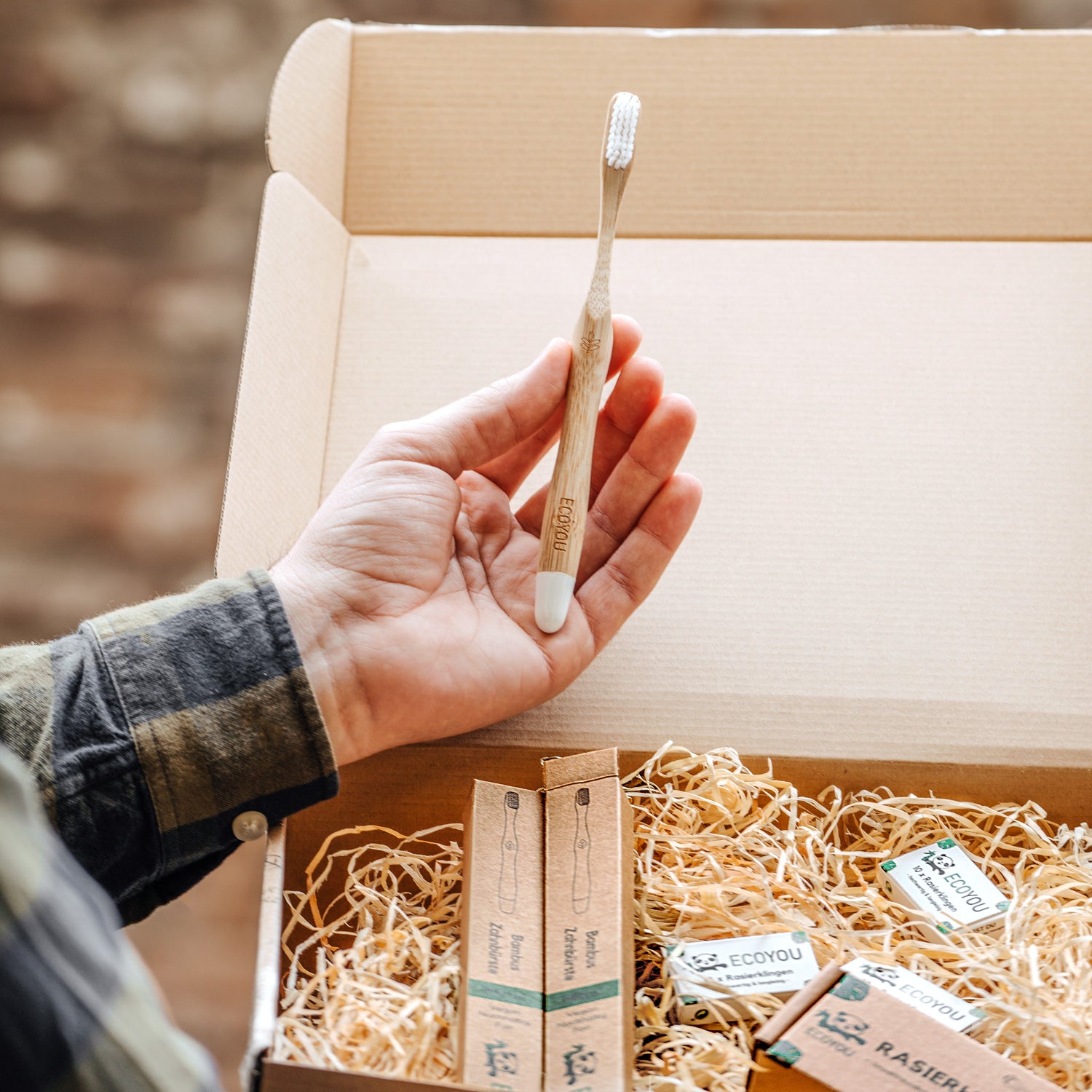 Zero Waste Rasierhobel Set inkl. Bambus Zahnbürsten in Geschenkbox - EcoYou